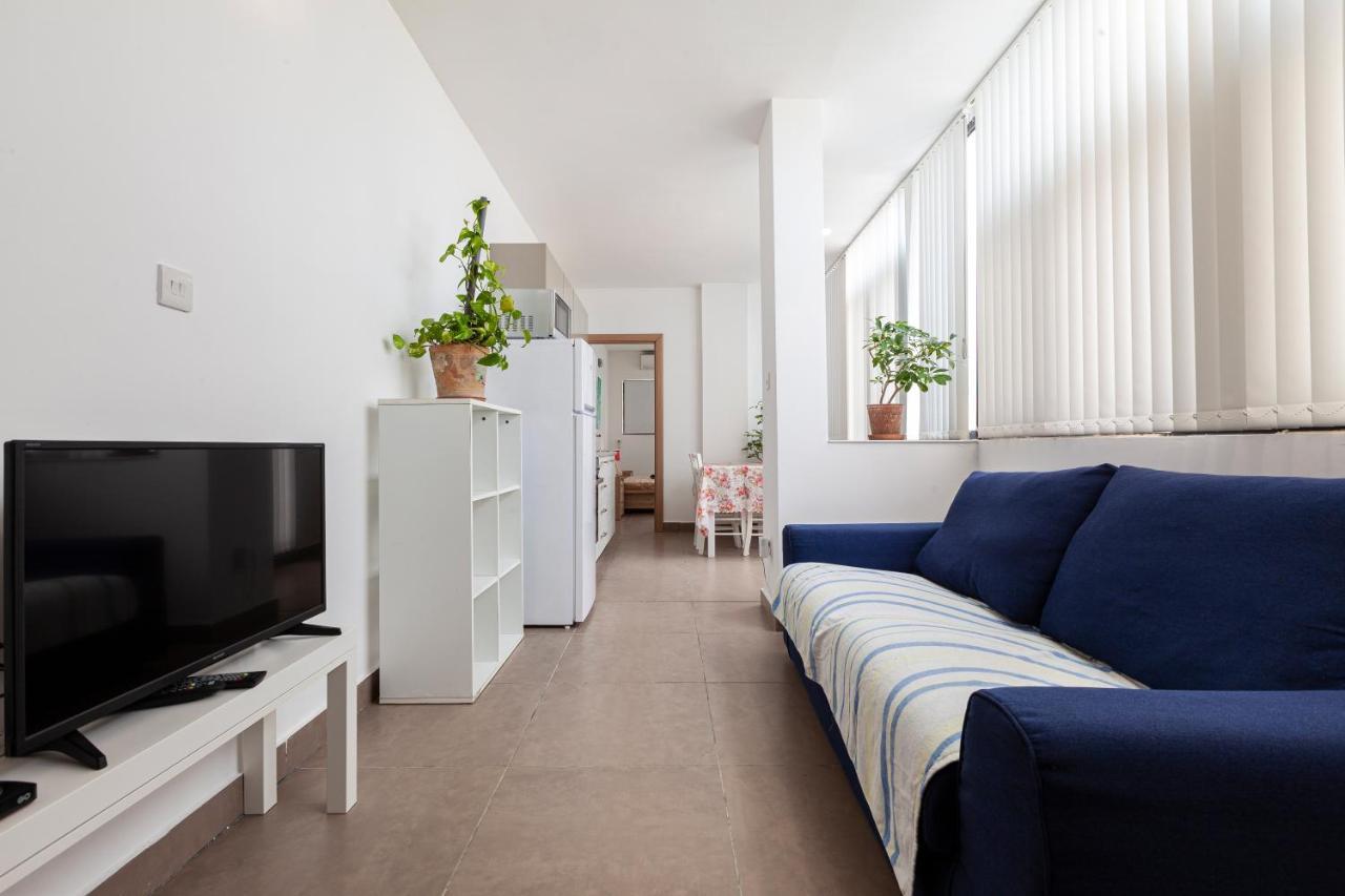 Апартаменты Perfect Seaview Penthouse Сент-Полс-Бей Экстерьер фото