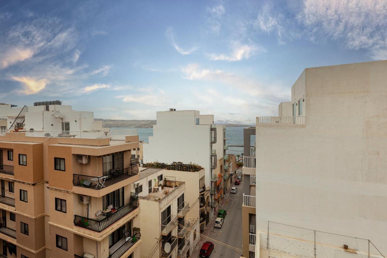 Апартаменты Perfect Seaview Penthouse Сент-Полс-Бей Экстерьер фото